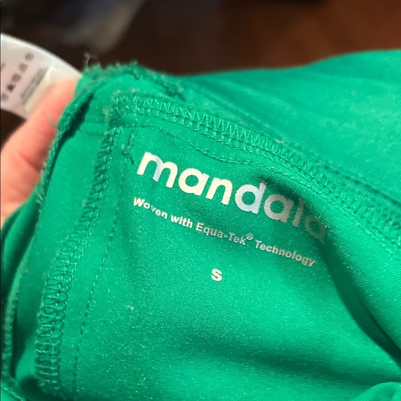 Green Women's Scrub Set - Picture 3 of 4